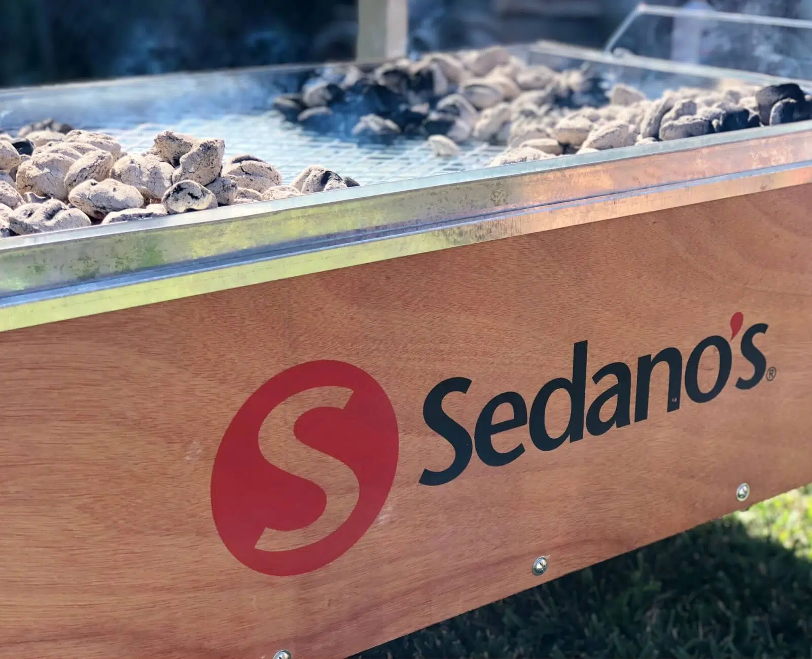 Sedanos.com Sedano's Roasting Box Coals
